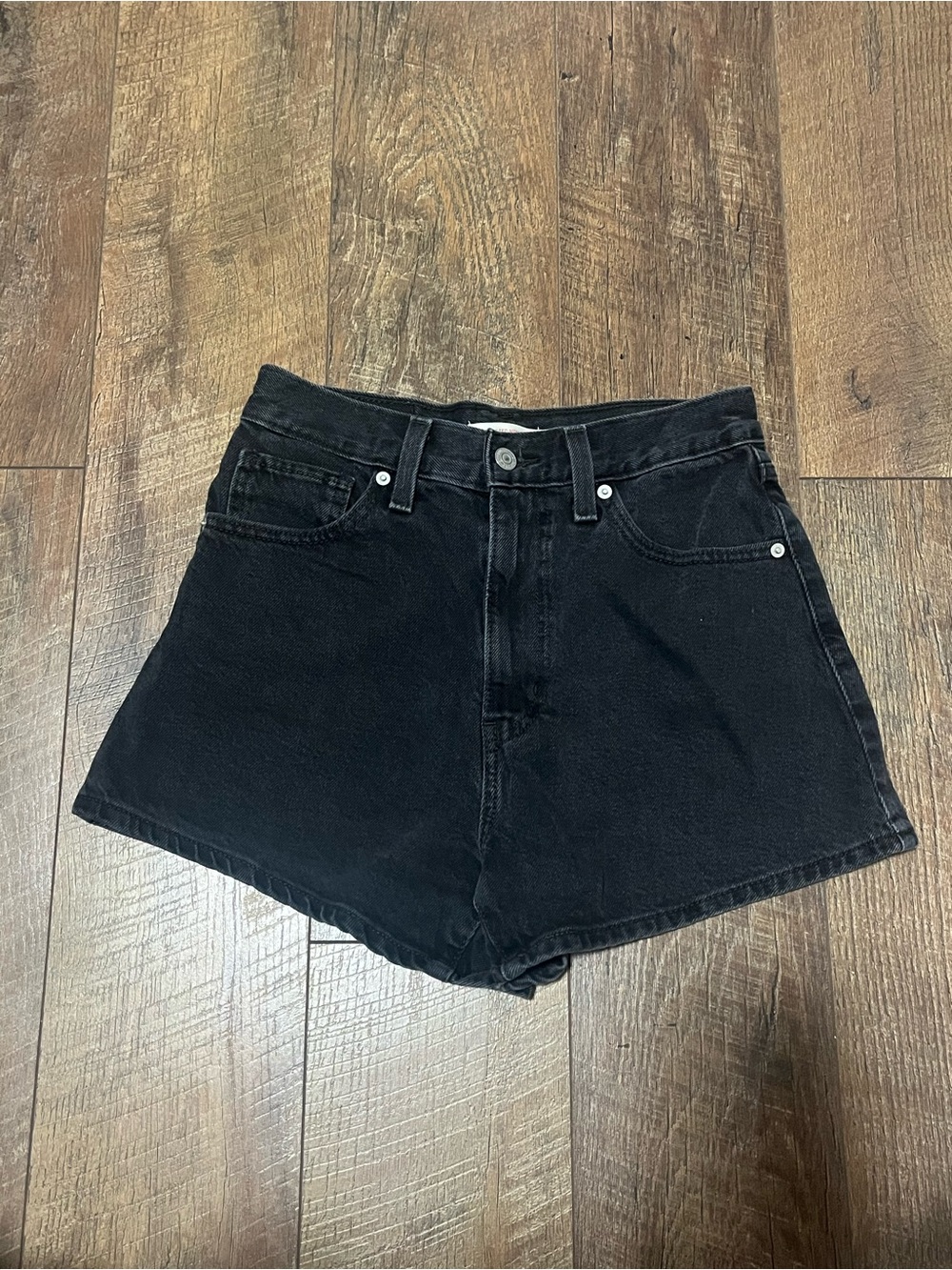 Black Levi’s Denim Shorts